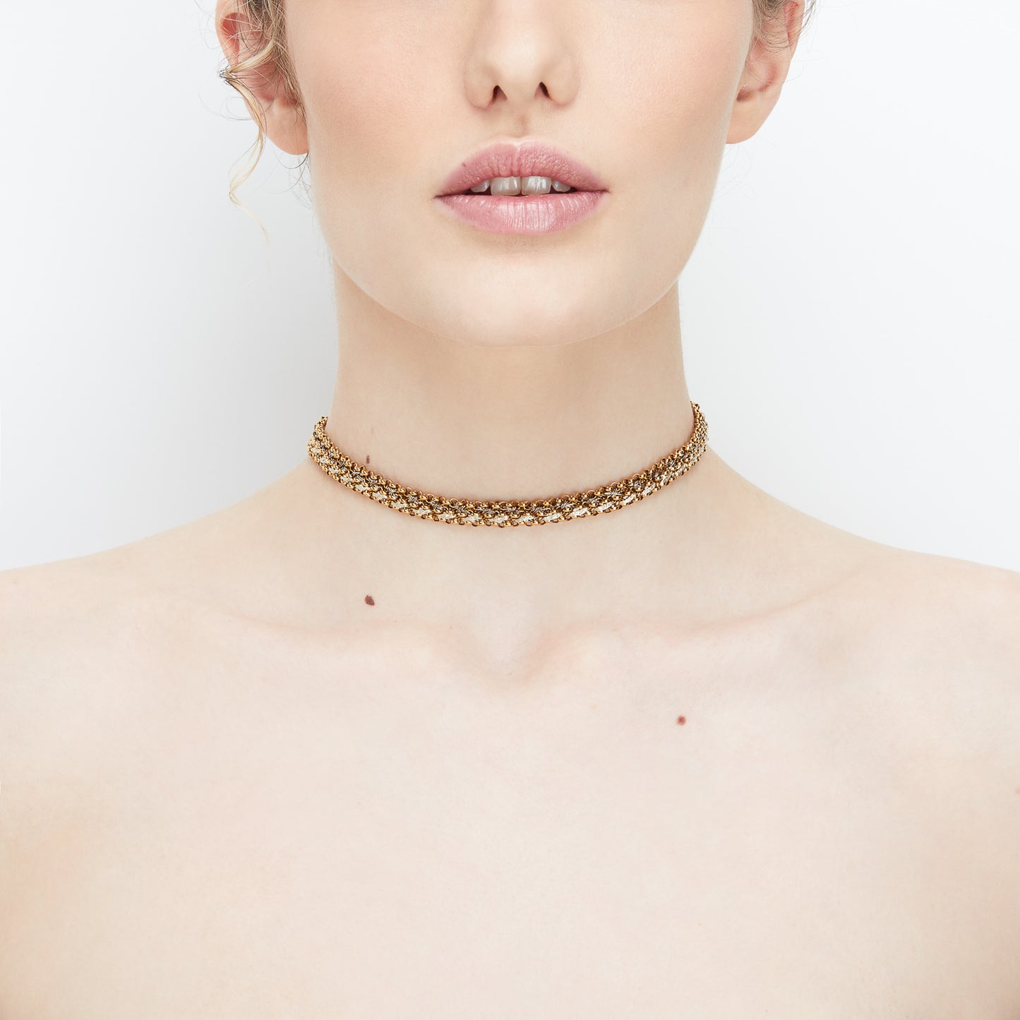 CHOKER KALA